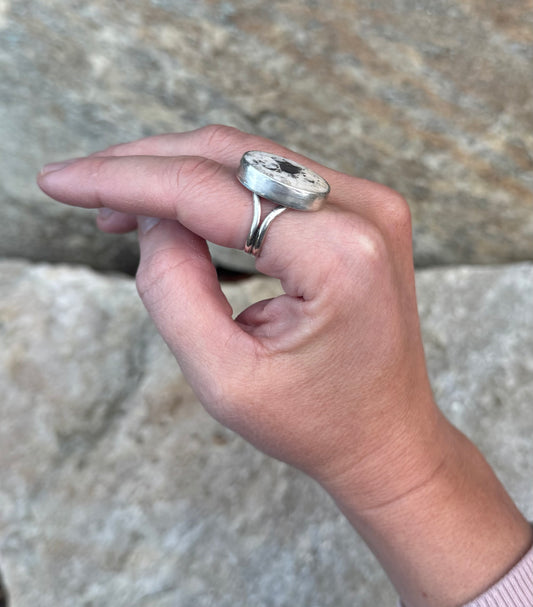 Oval White Buffalo Ring - Size 8